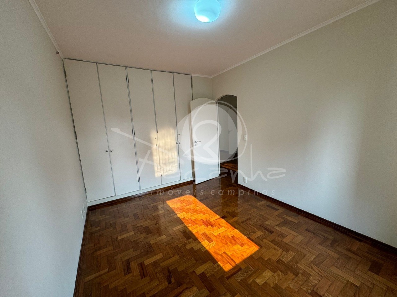 Apartamento à venda com 3 quartos, 170m² - Foto 8