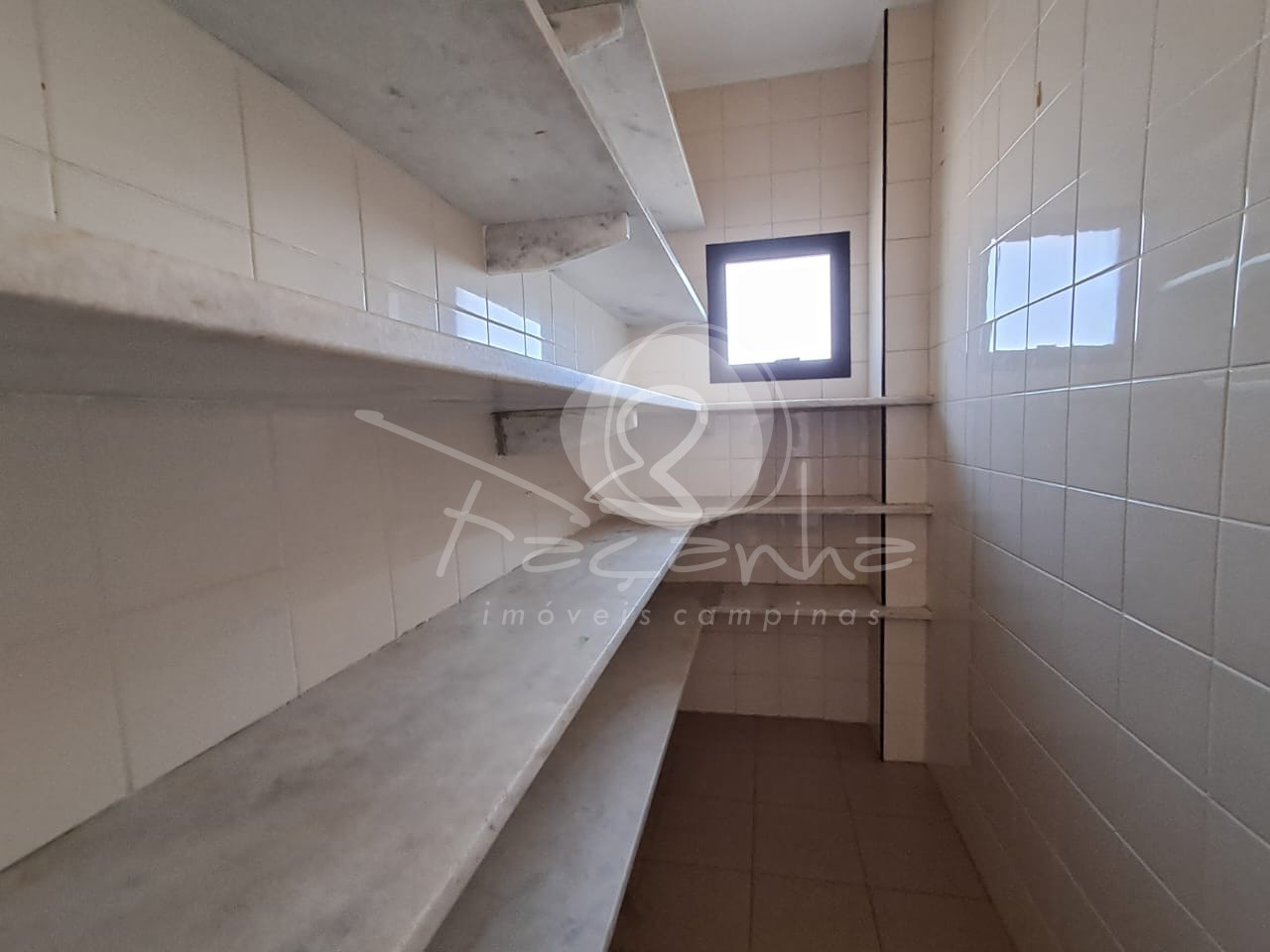 Apartamento para alugar com 4 quartos, 200m² - Foto 12