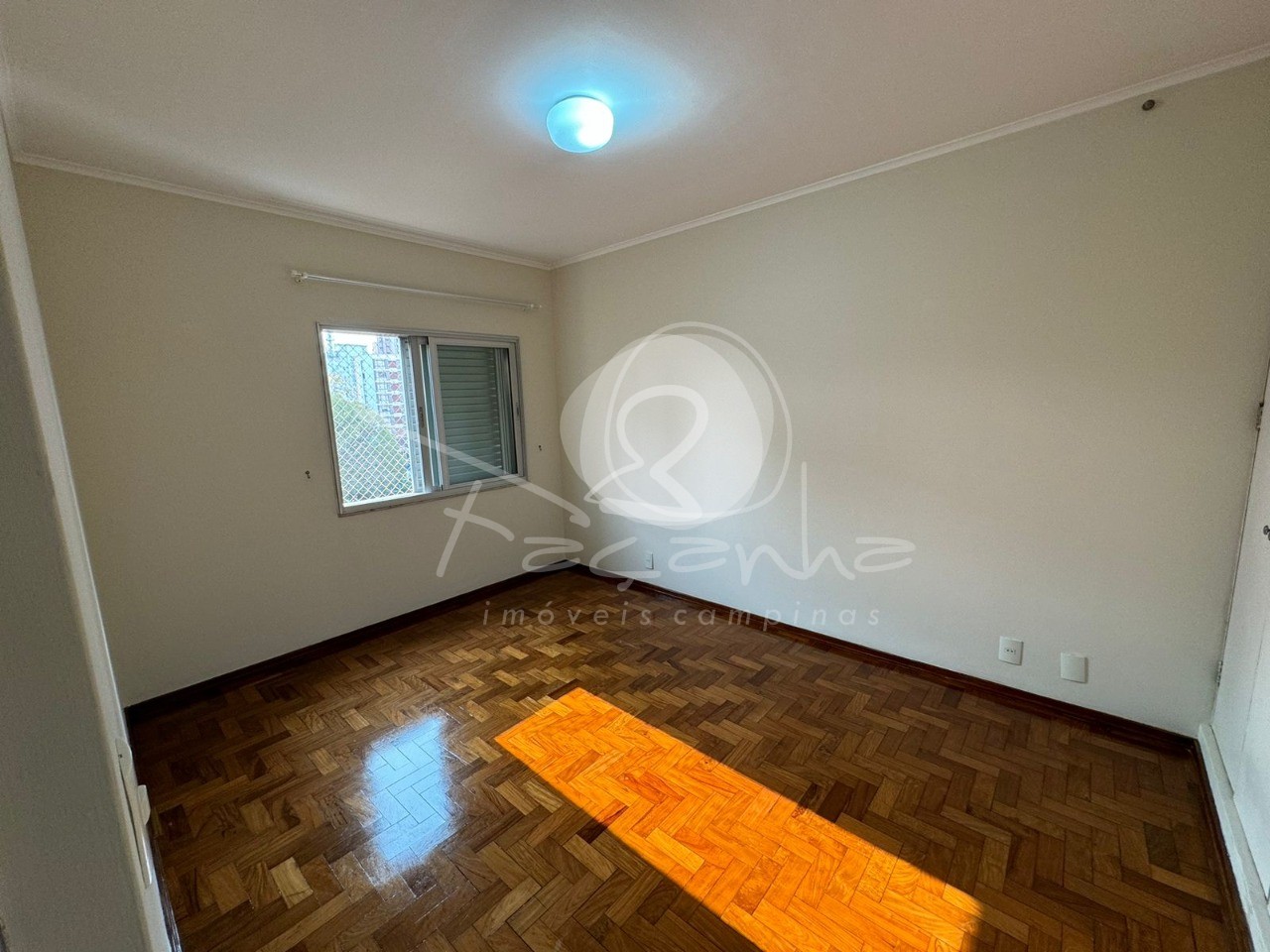 Apartamento à venda com 3 quartos, 170m² - Foto 7