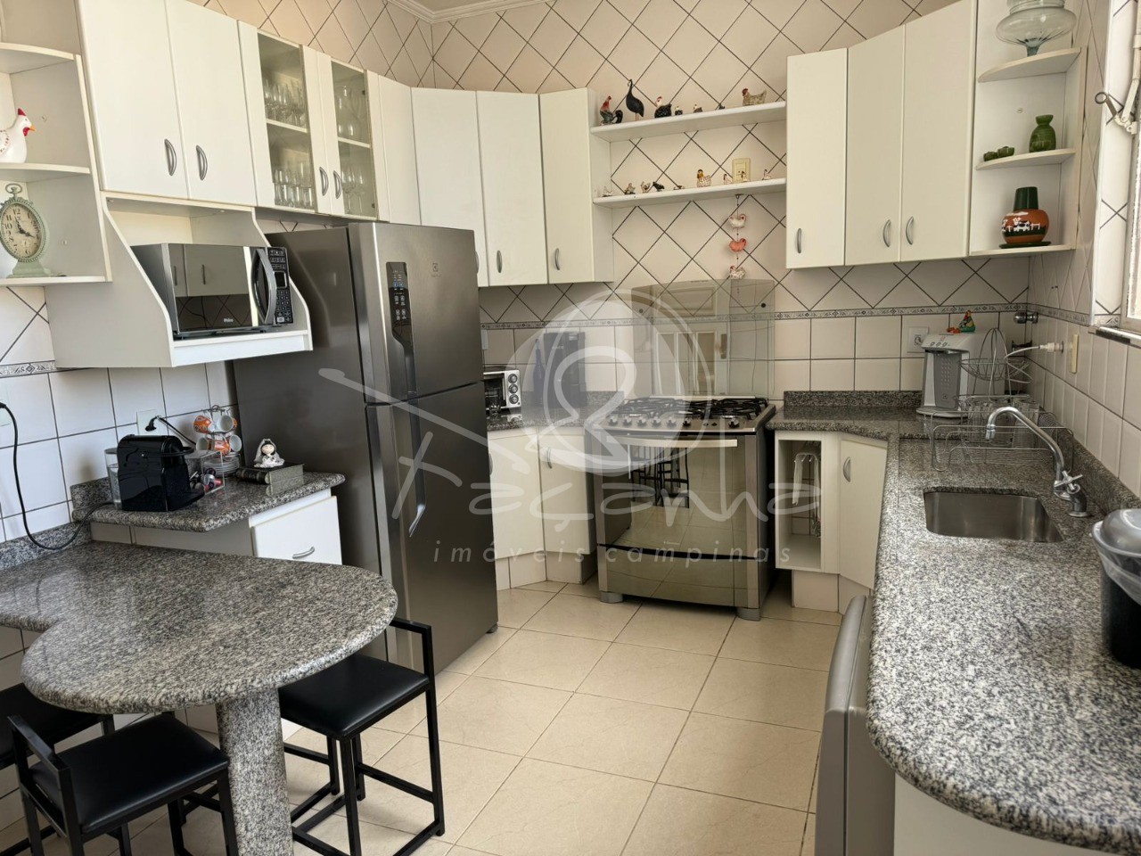 Apartamento à venda com 3 quartos, 153m² - Foto 19