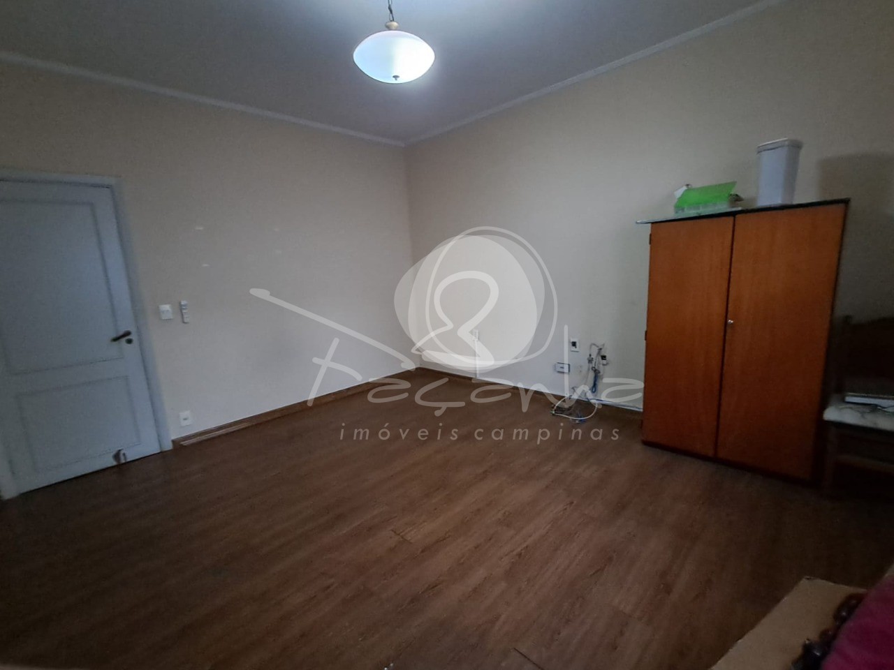 Casa à venda com 2 quartos, 600m² - Foto 18