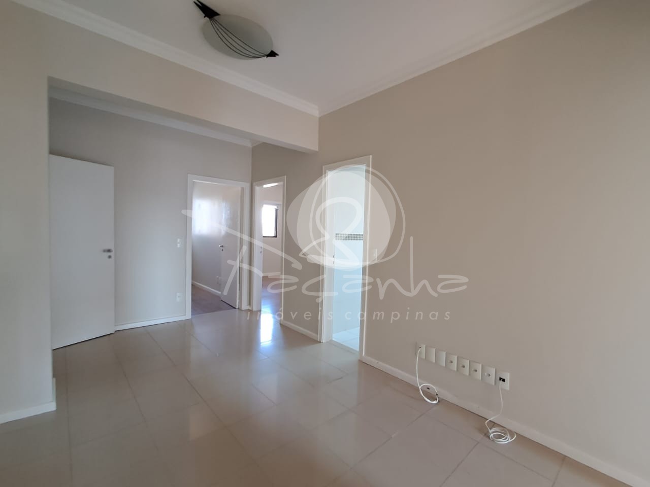 Apartamento para alugar com 4 quartos, 200m² - Foto 14