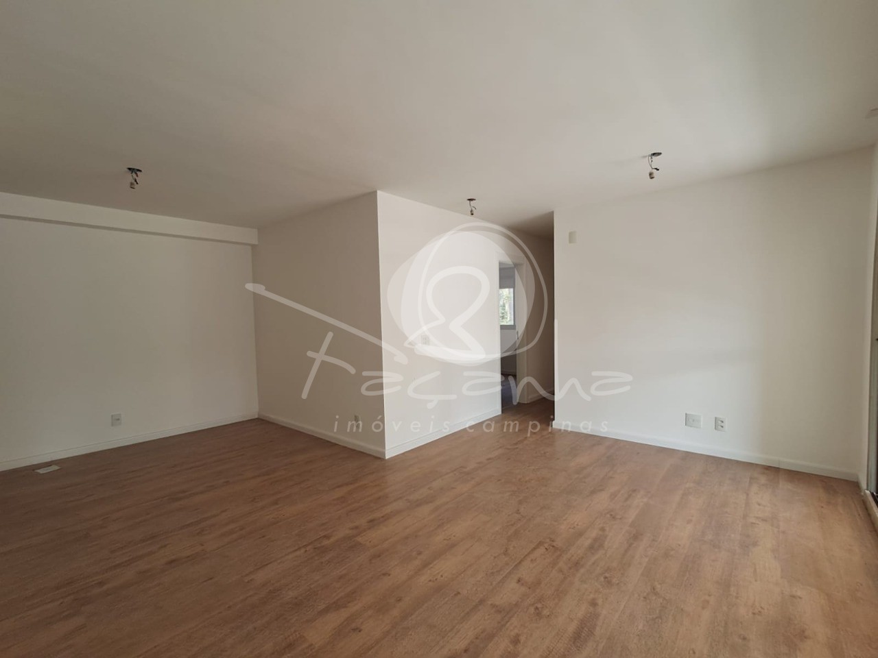 Apartamento à venda com 3 quartos, 122m² - Foto 4