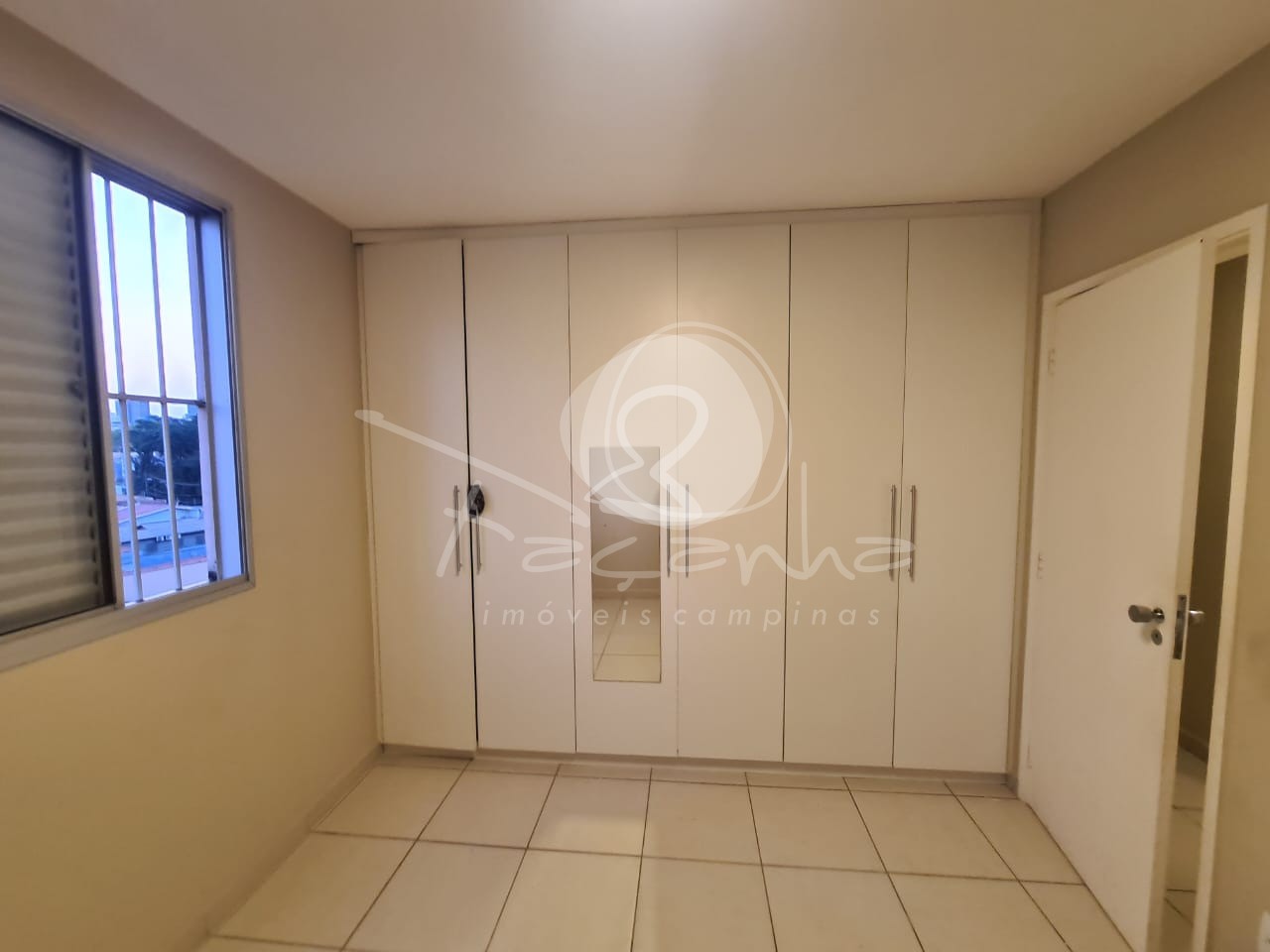 Apartamento à venda com 3 quartos, 100m² - Foto 8