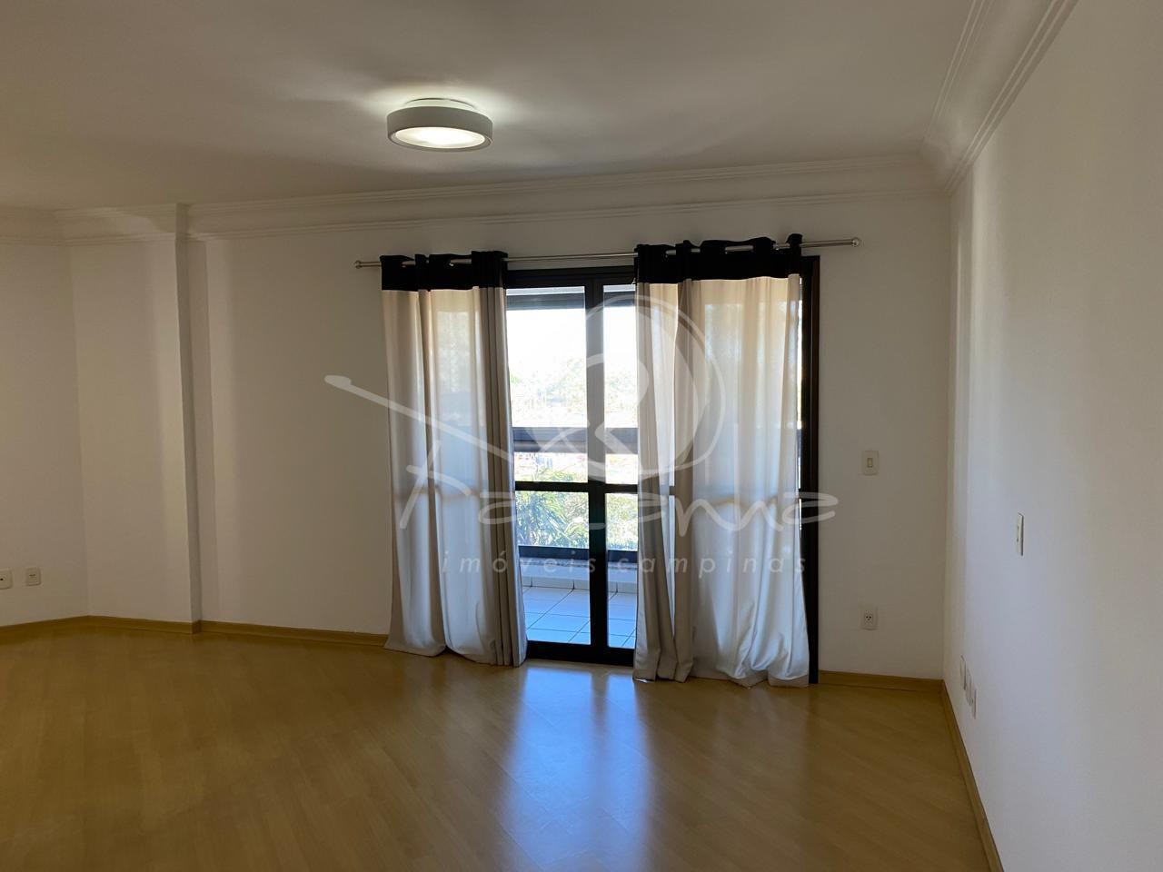 Apartamento à venda com 4 quartos, 136m² - Foto 3