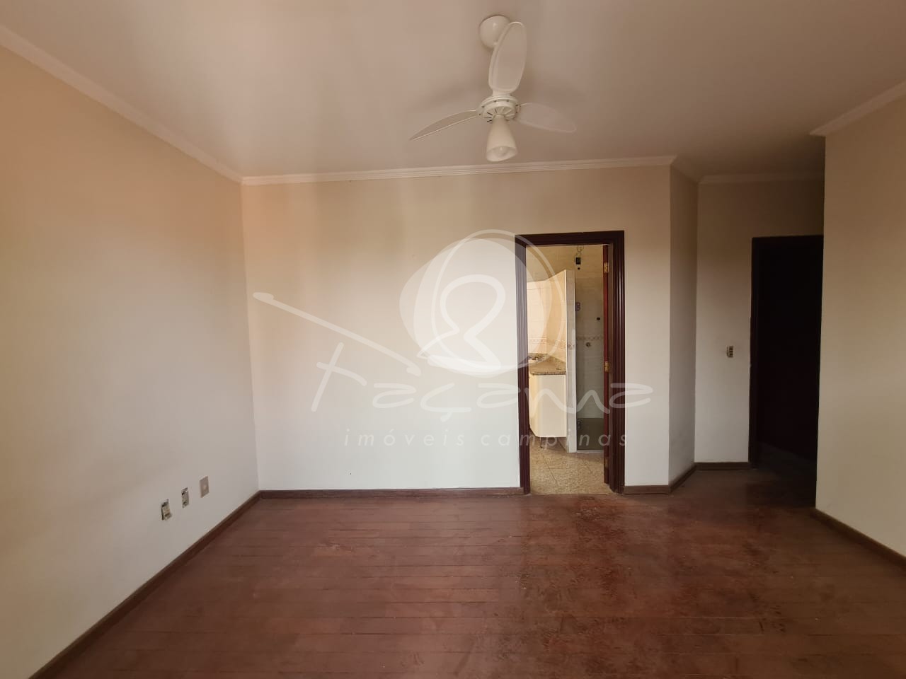 Casa de Condomínio à venda com 3 quartos, 231m² - Foto 11