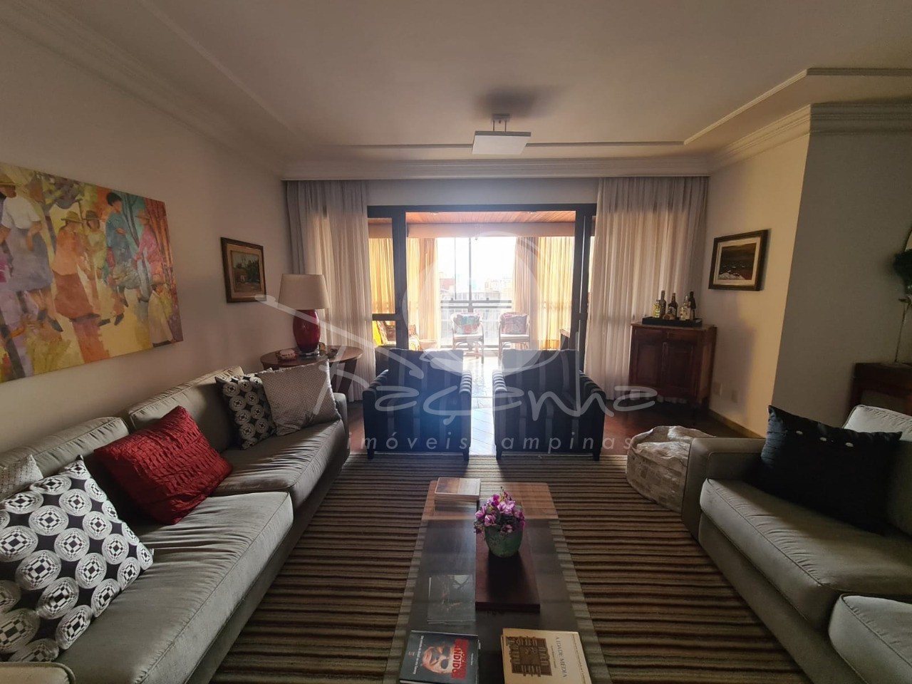 Apartamento à venda com 4 quartos, 200m² - Foto 3