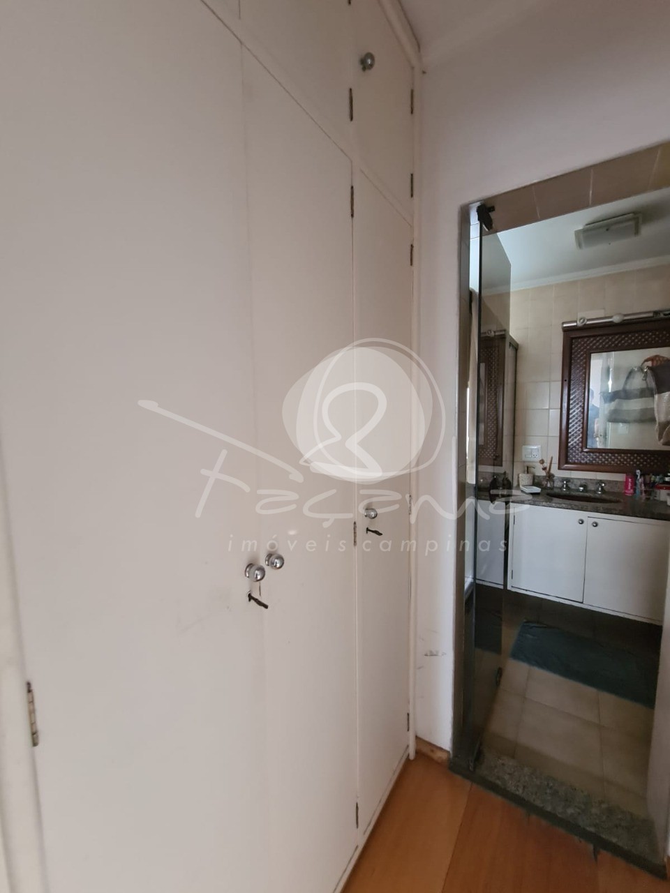 Apartamento à venda com 4 quartos, 200m² - Foto 11