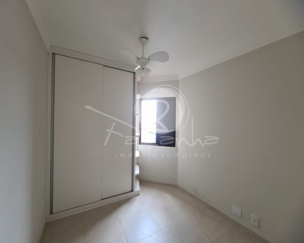 Apartamento à venda com 2 quartos, 75m² - Foto 5