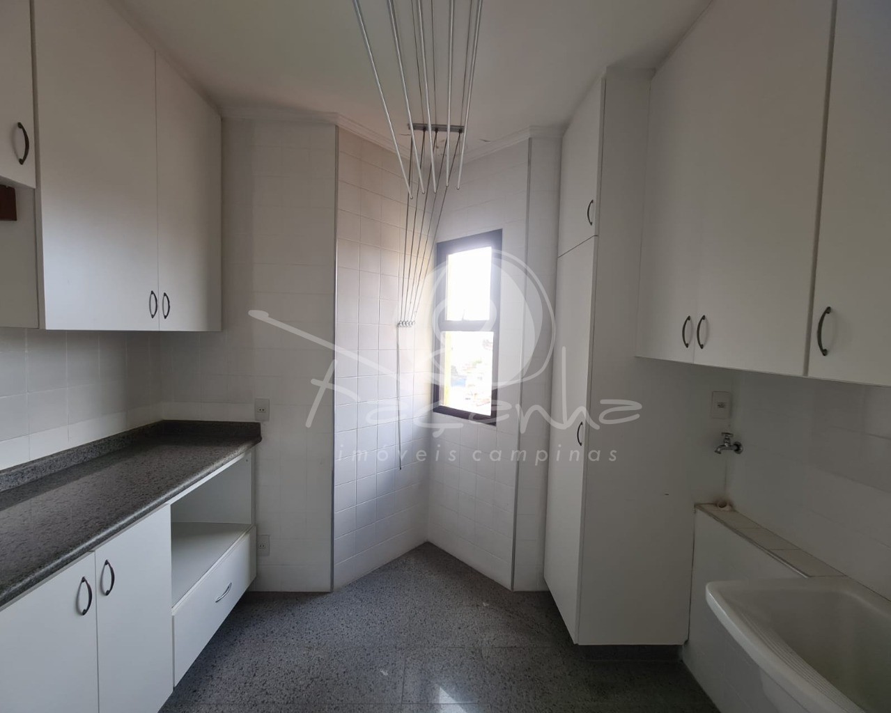 Apartamento à venda com 2 quartos, 75m² - Foto 18