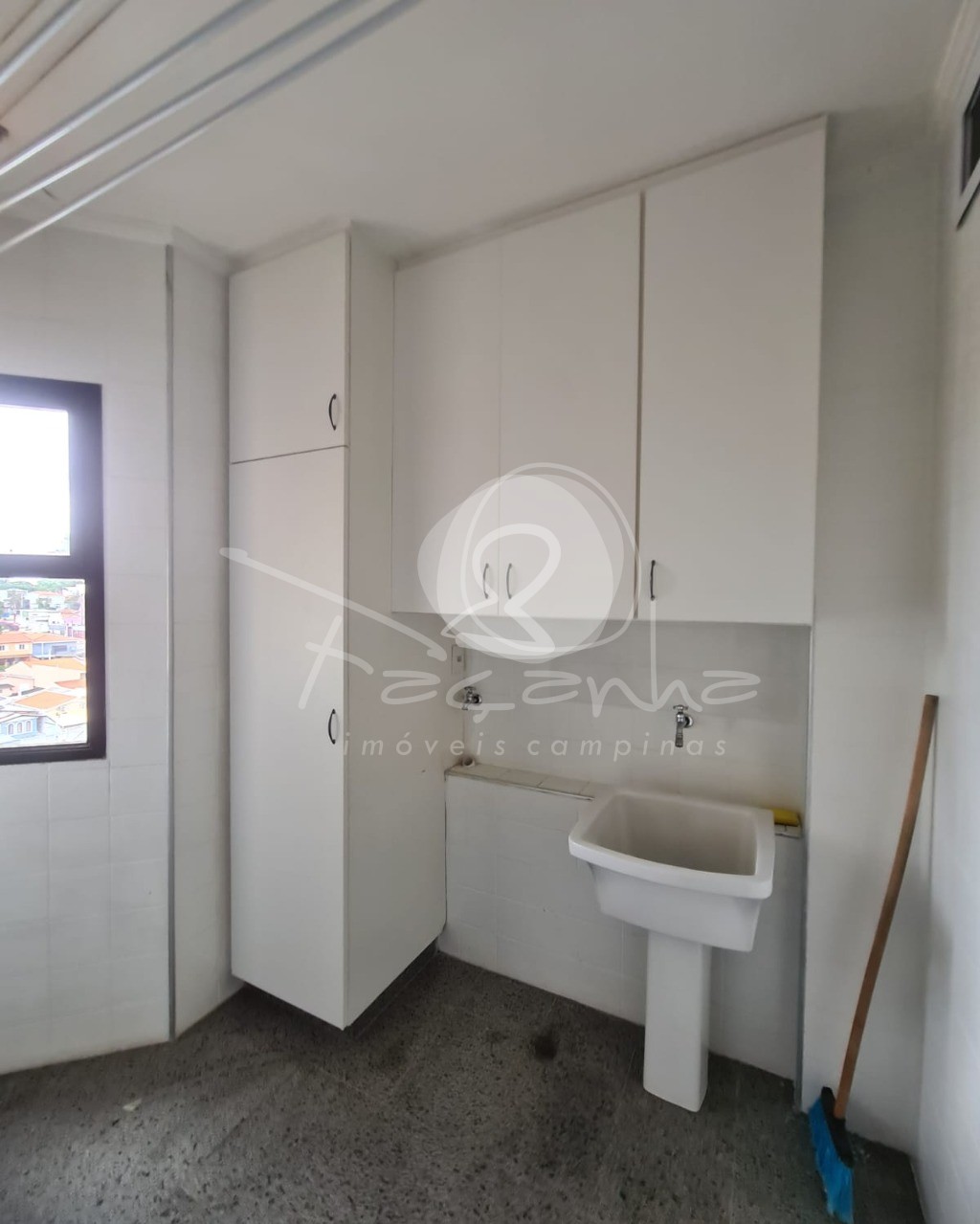 Apartamento à venda com 2 quartos, 75m² - Foto 19