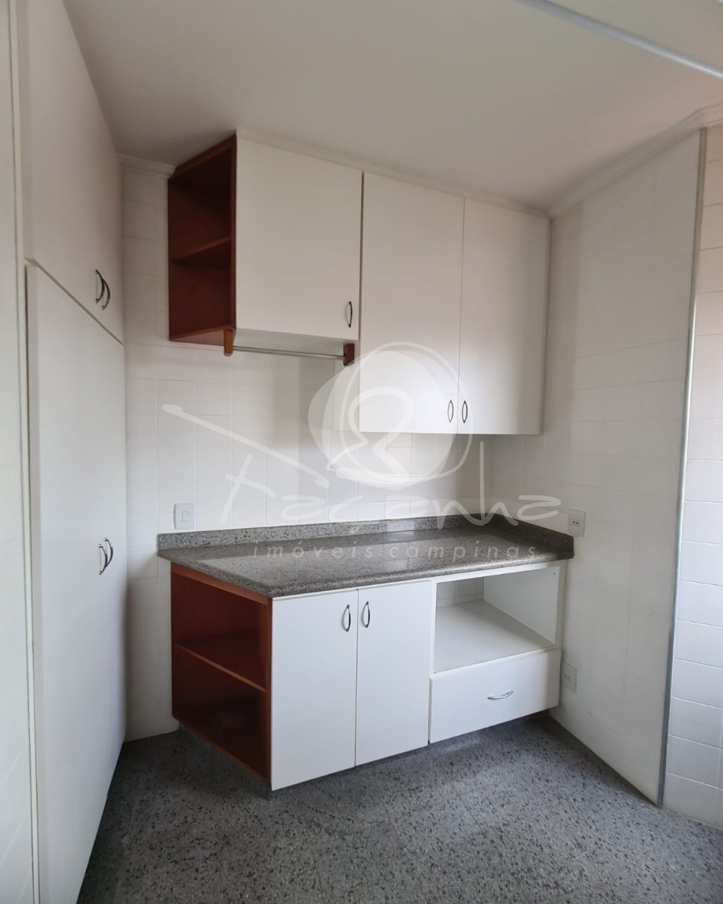 Apartamento à venda com 2 quartos, 75m² - Foto 20