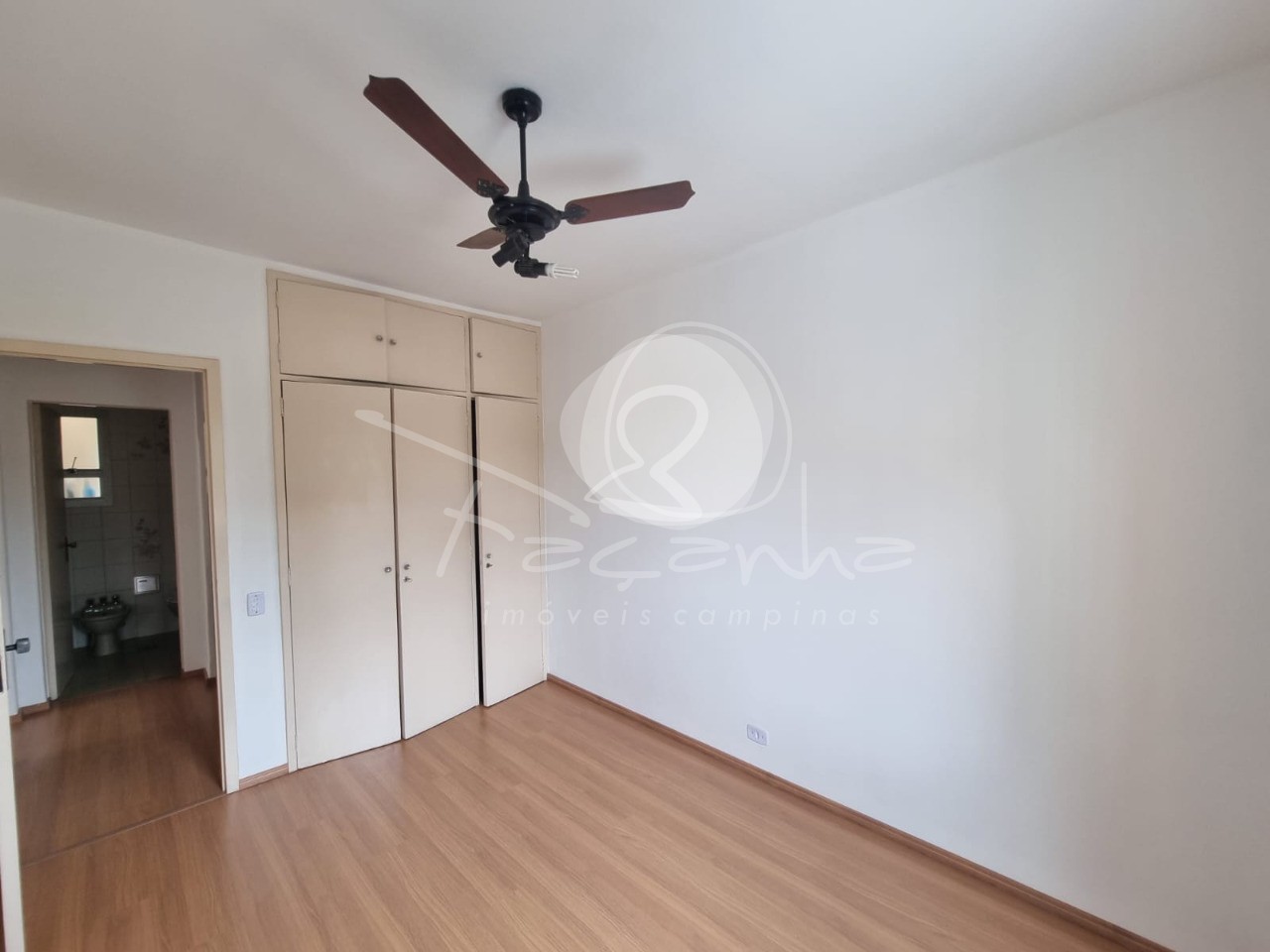 Apartamento à venda com 3 quartos, 110m² - Foto 5