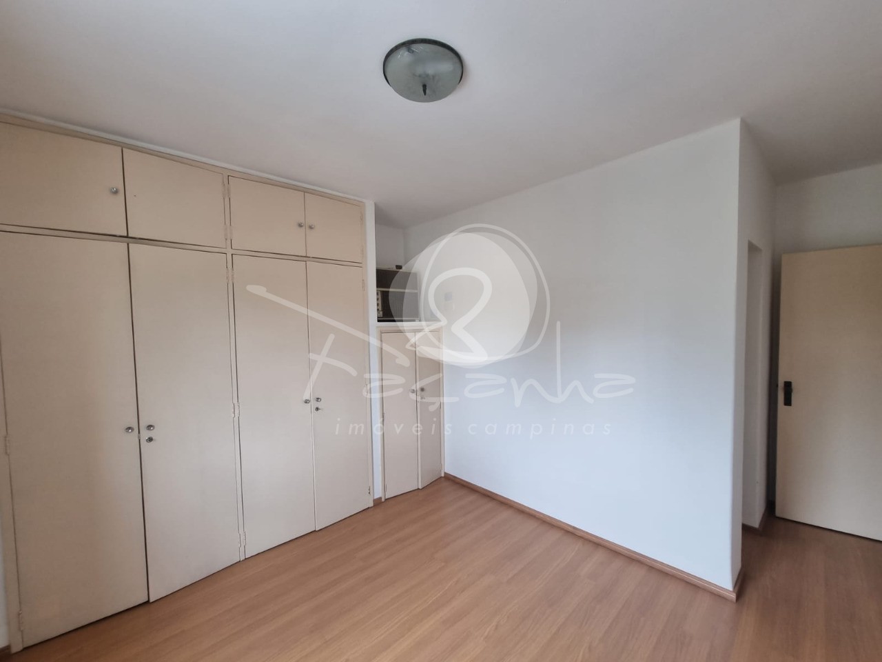 Apartamento à venda com 3 quartos, 110m² - Foto 8