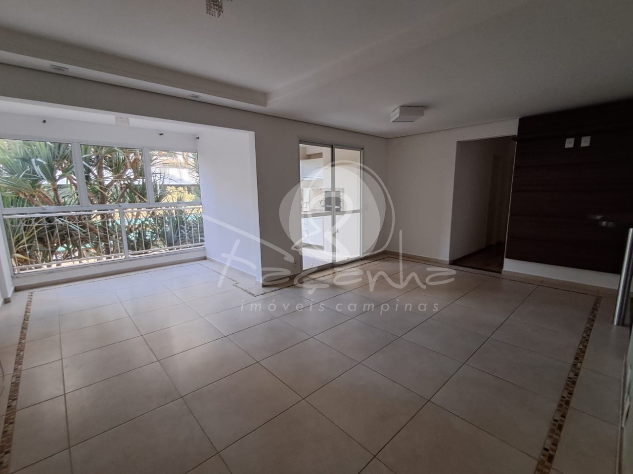 Apartamento à venda com 3 quartos, 102m² - Foto 1