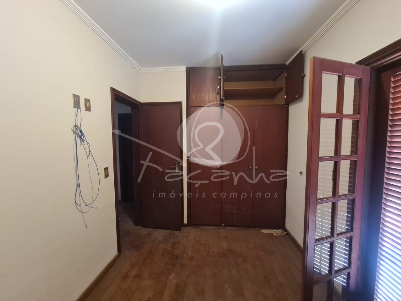 Casa de Condomínio à venda com 3 quartos, 231m² - Foto 25