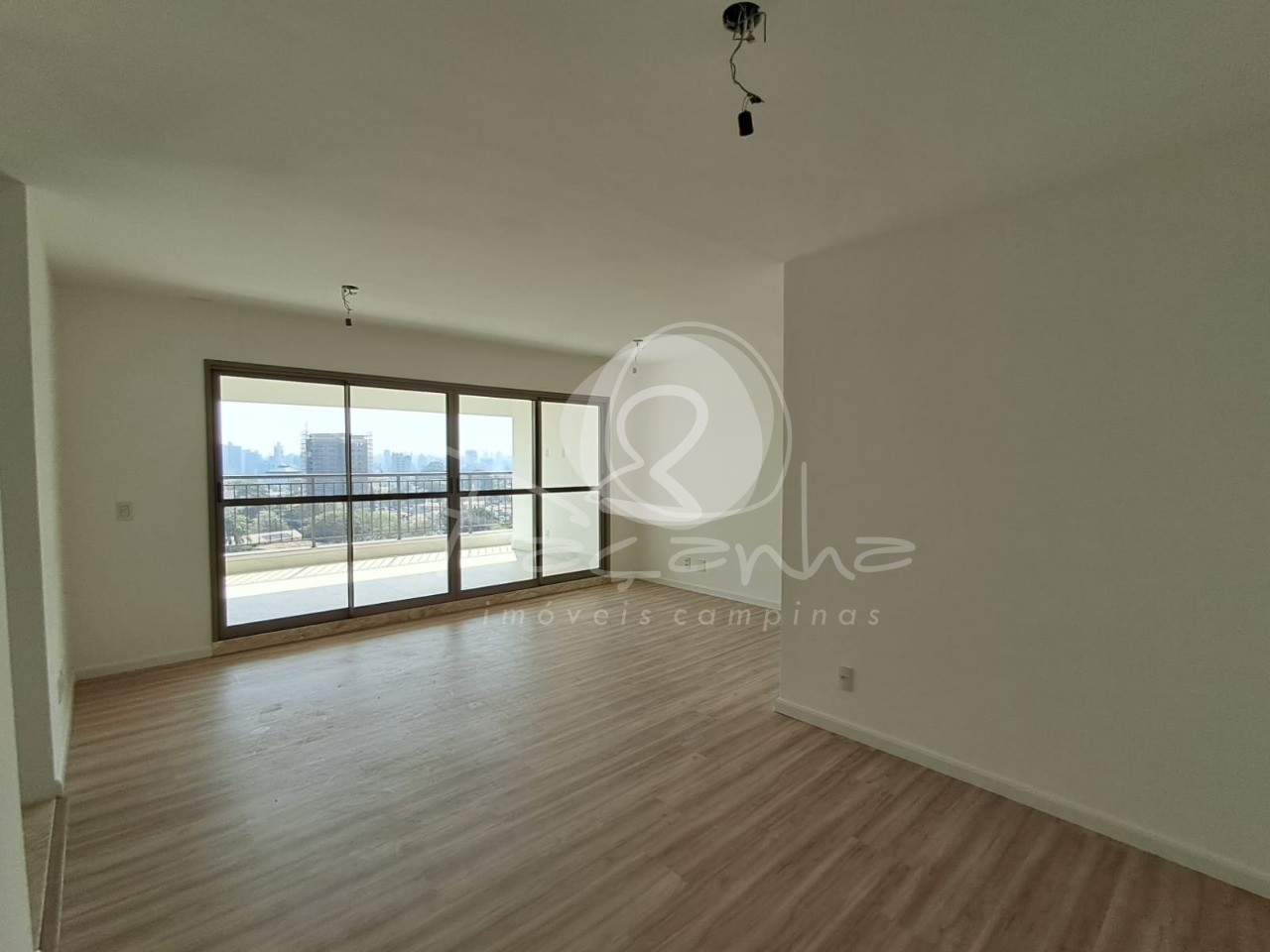 Apartamento à venda com 3 quartos, 122m² - Foto 1