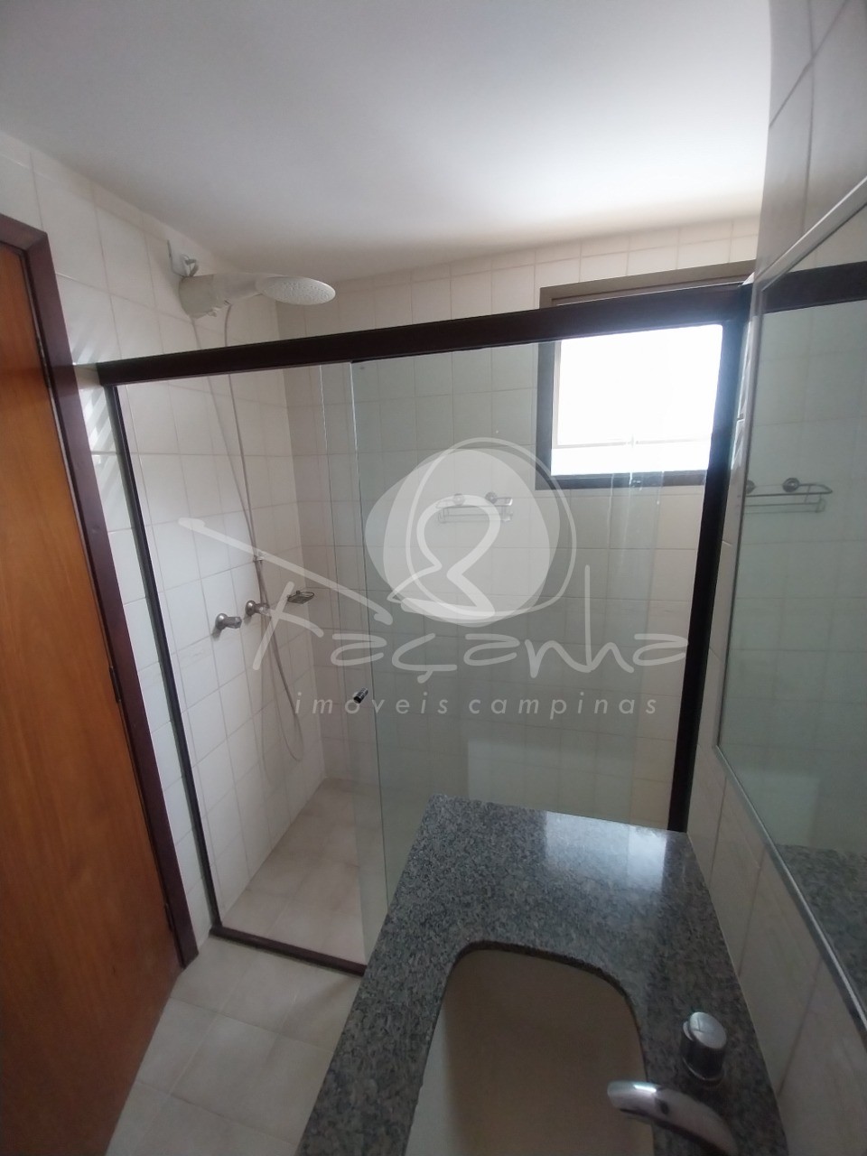 Apartamento para alugar com 3 quartos, 105m² - Foto 15