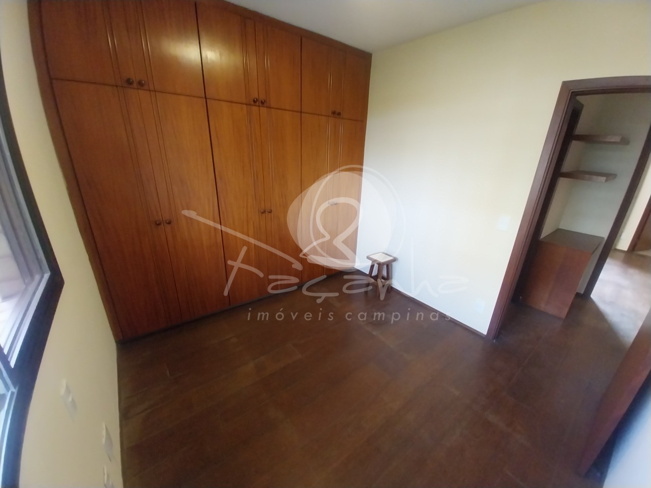 Apartamento para alugar com 3 quartos, 105m² - Foto 11