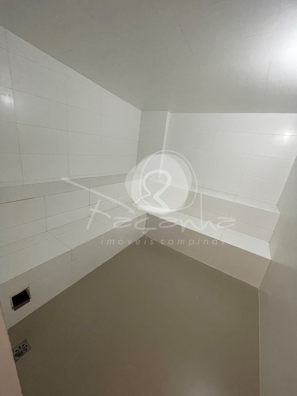 Apartamento à venda e aluguel com 1 quarto, 51m² - Foto 17