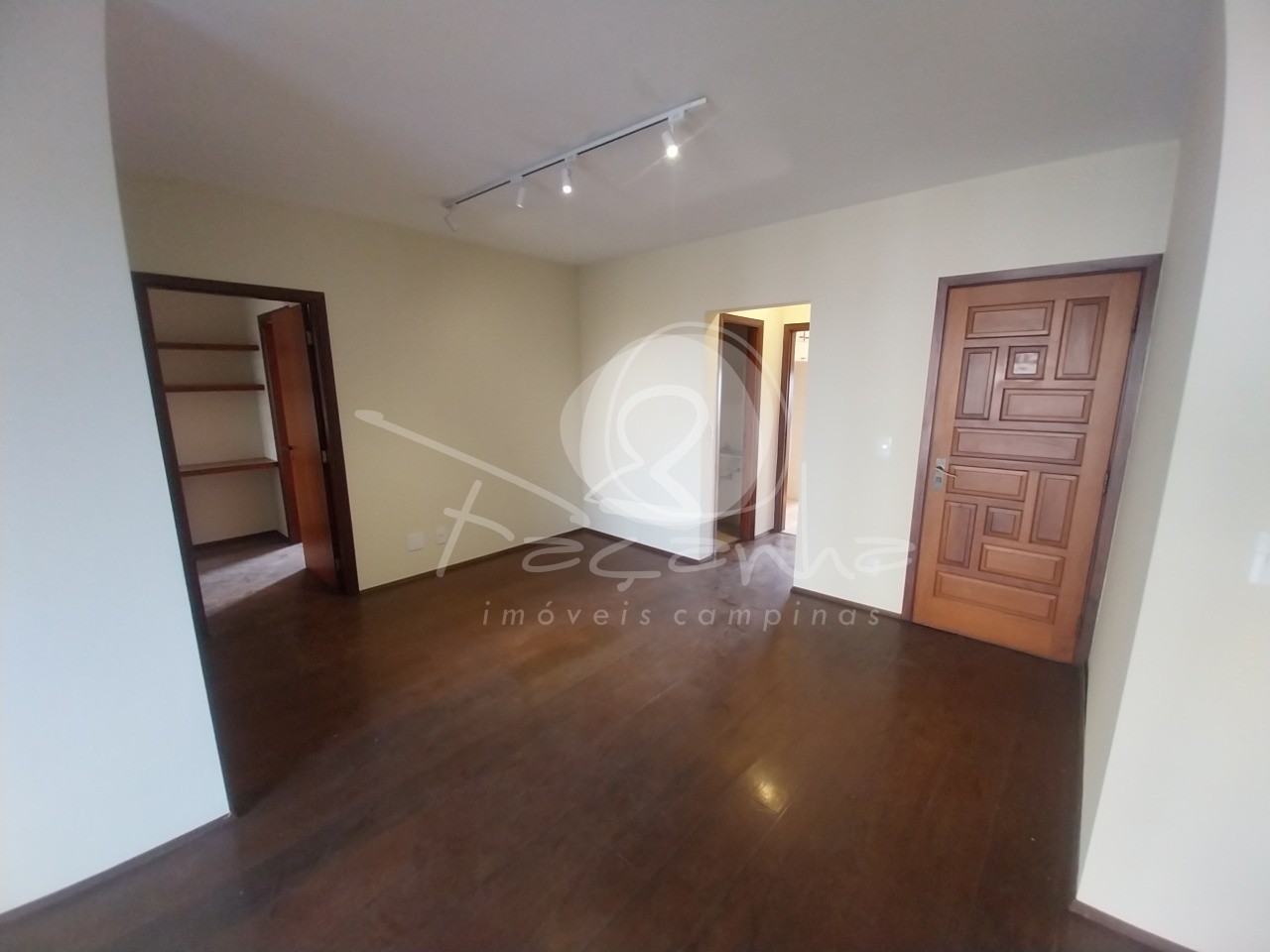 Apartamento para alugar com 3 quartos, 105m² - Foto 4