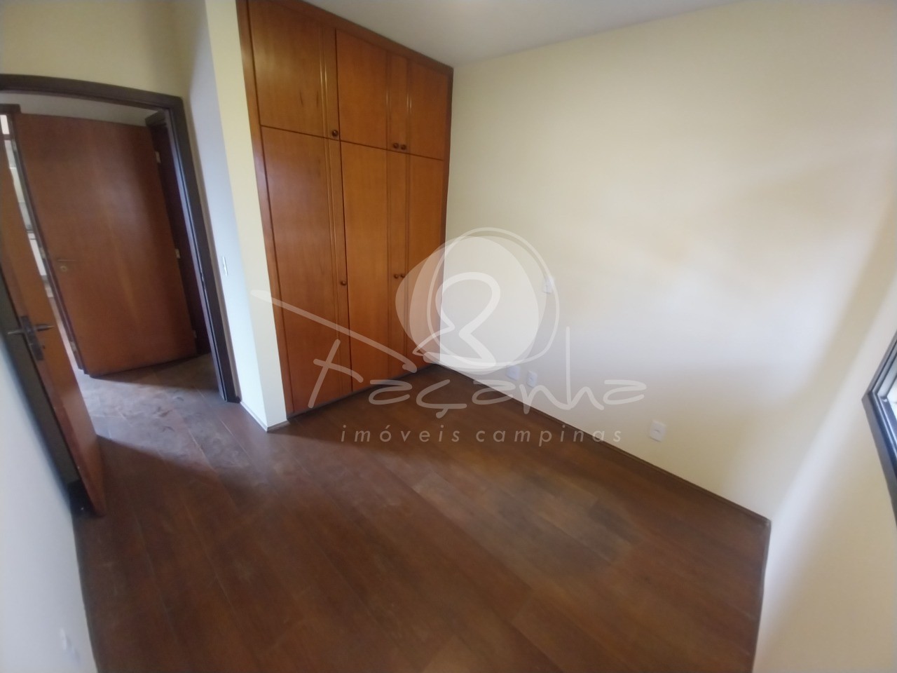 Apartamento para alugar com 3 quartos, 105m² - Foto 9