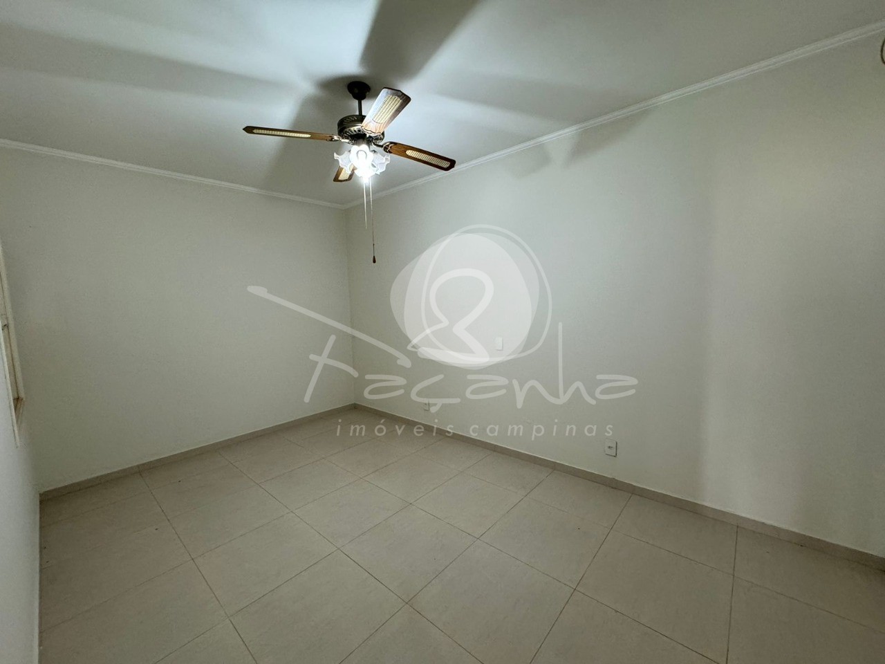 Casa à venda com 3 quartos, 180m² - Foto 17