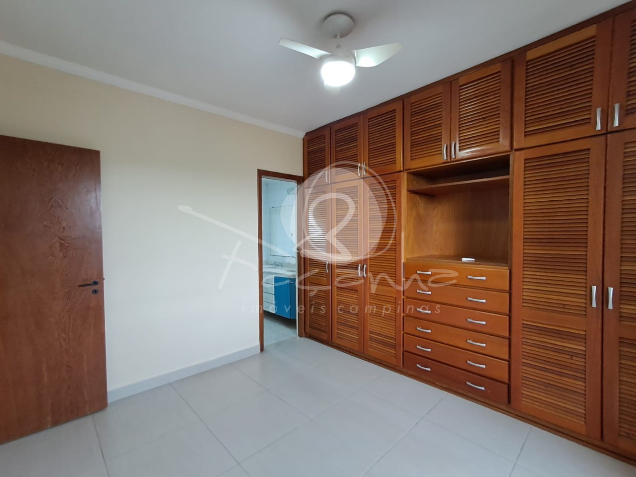 Apartamento para alugar com 3 quartos, 115m² - Foto 17