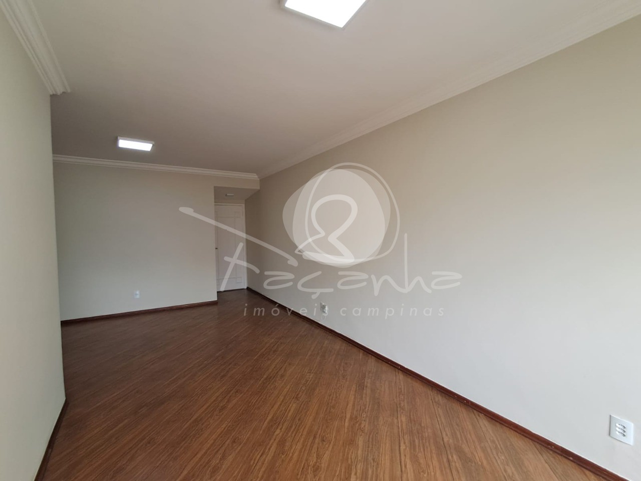 Apartamento à venda com 3 quartos, 105m² - Foto 4