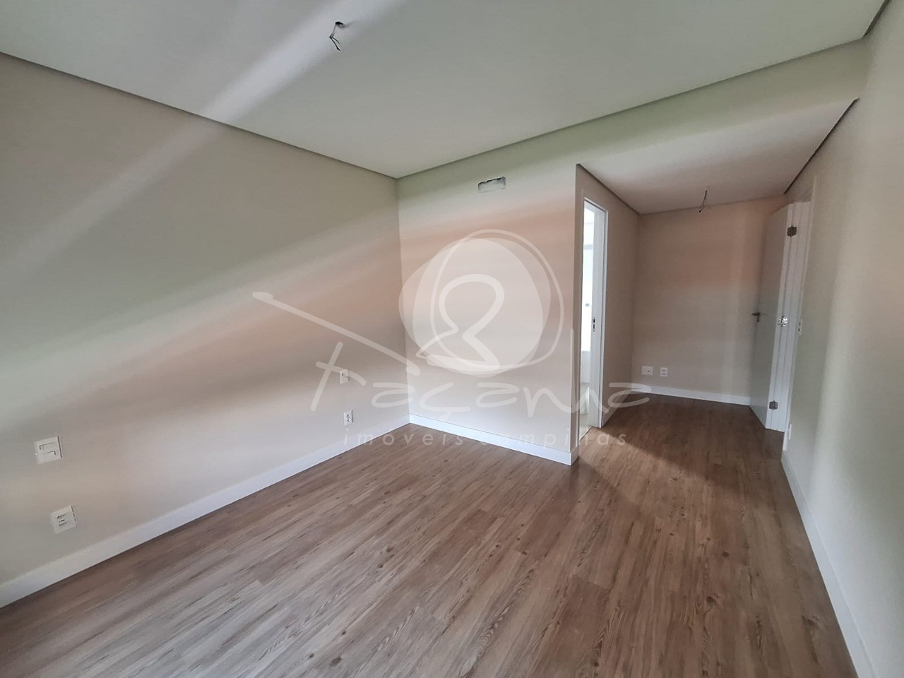 Apartamento à venda com 3 quartos, 111m² - Foto 16