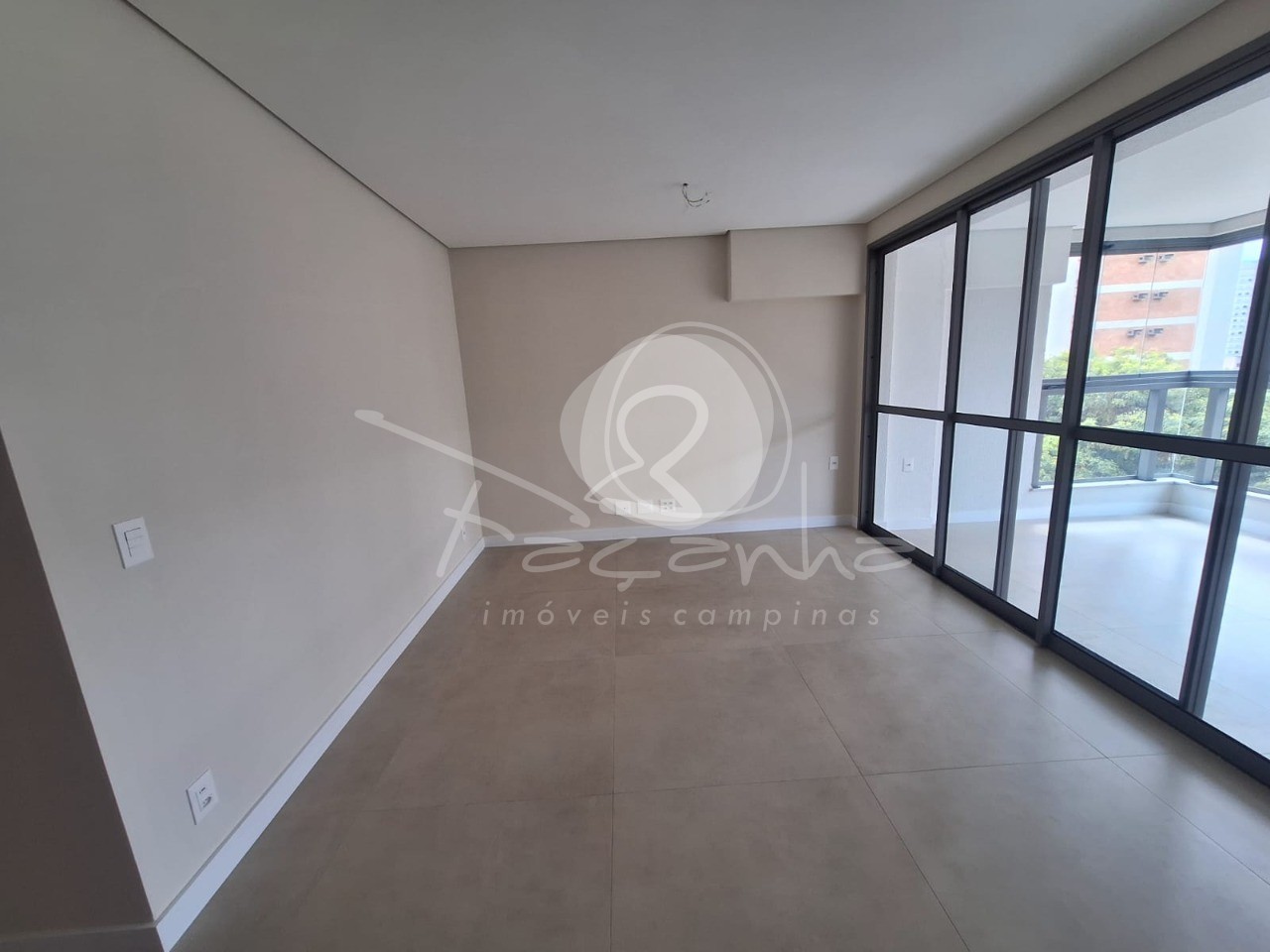 Apartamento à venda com 3 quartos, 111m² - Foto 7