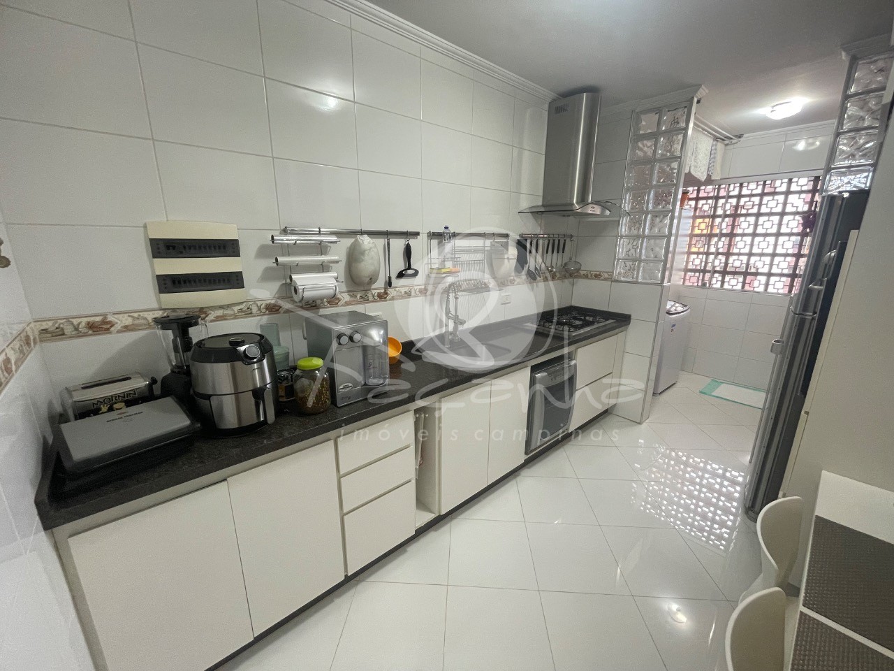 Apartamento à venda com 3 quartos, 94m² - Foto 17