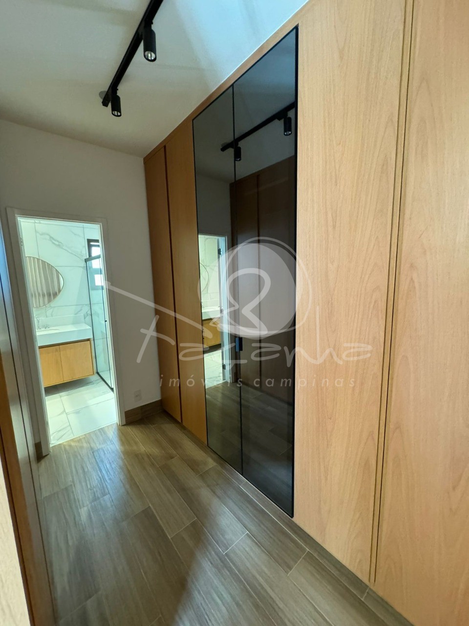 Casa de Condomínio à venda com 3 quartos, 241m² - Foto 18