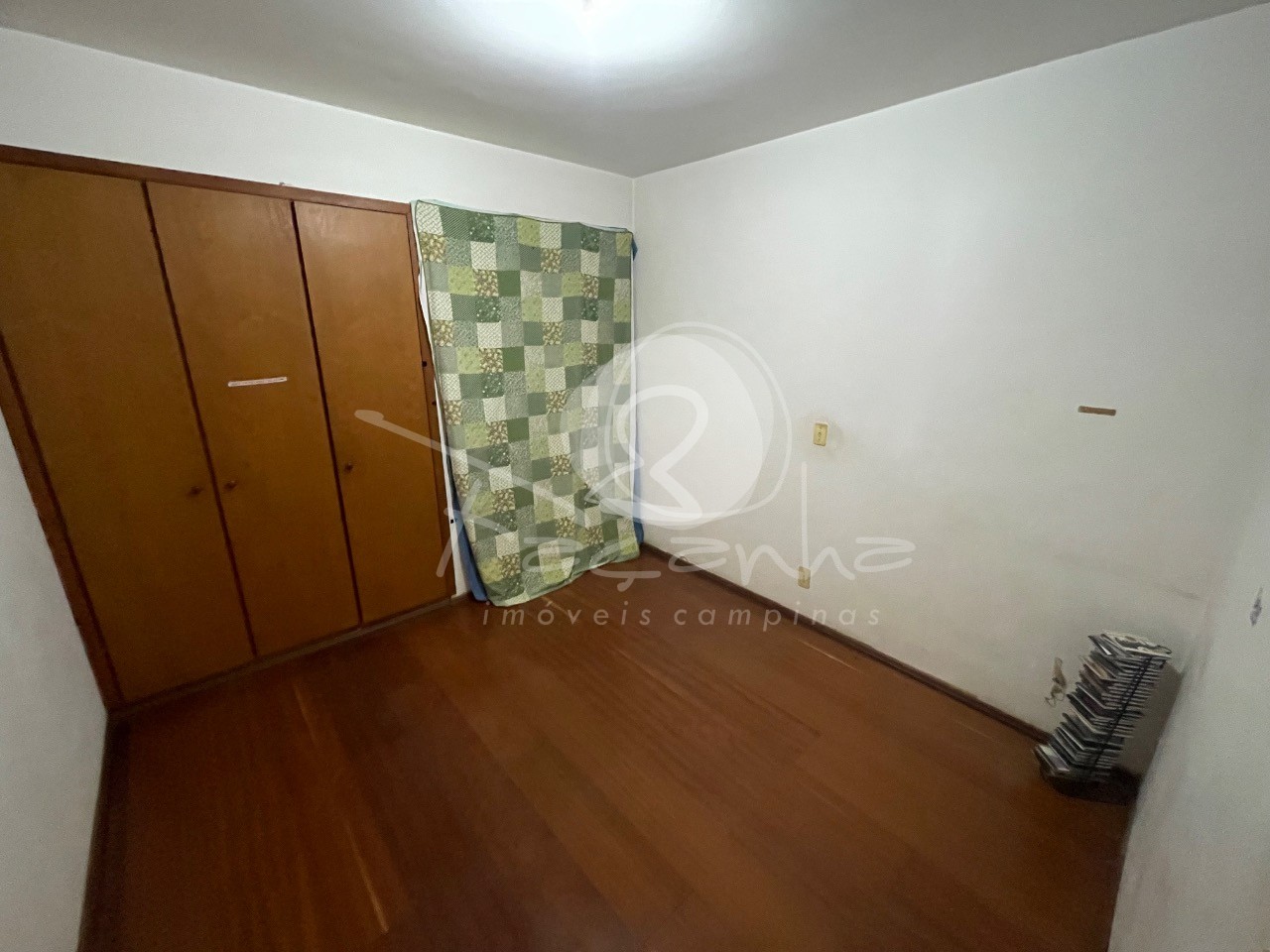 Apartamento à venda com 2 quartos, 70m² - Foto 3