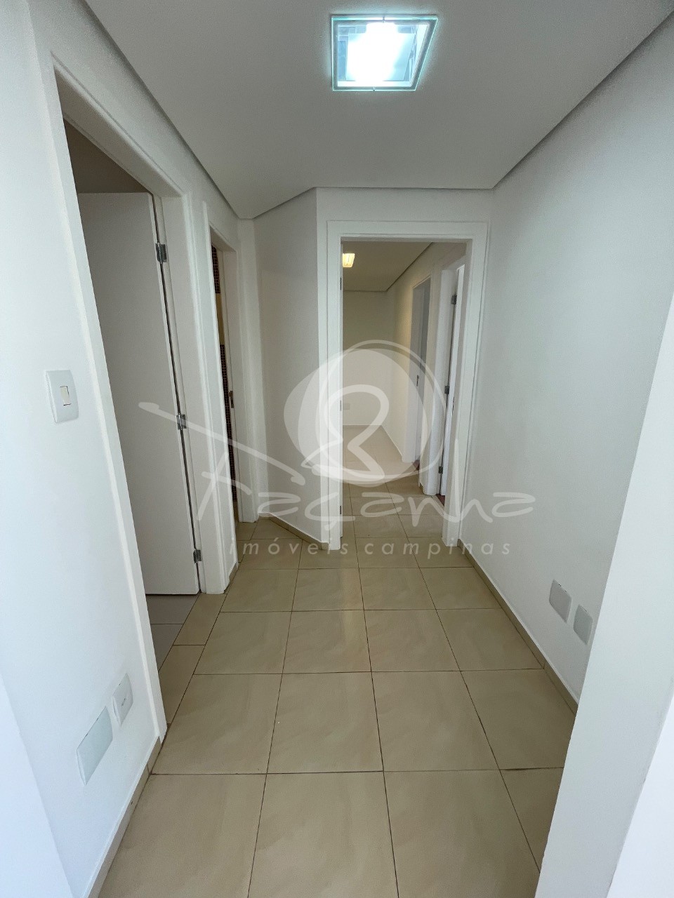 Apartamento para alugar com 3 quartos, 101m² - Foto 18