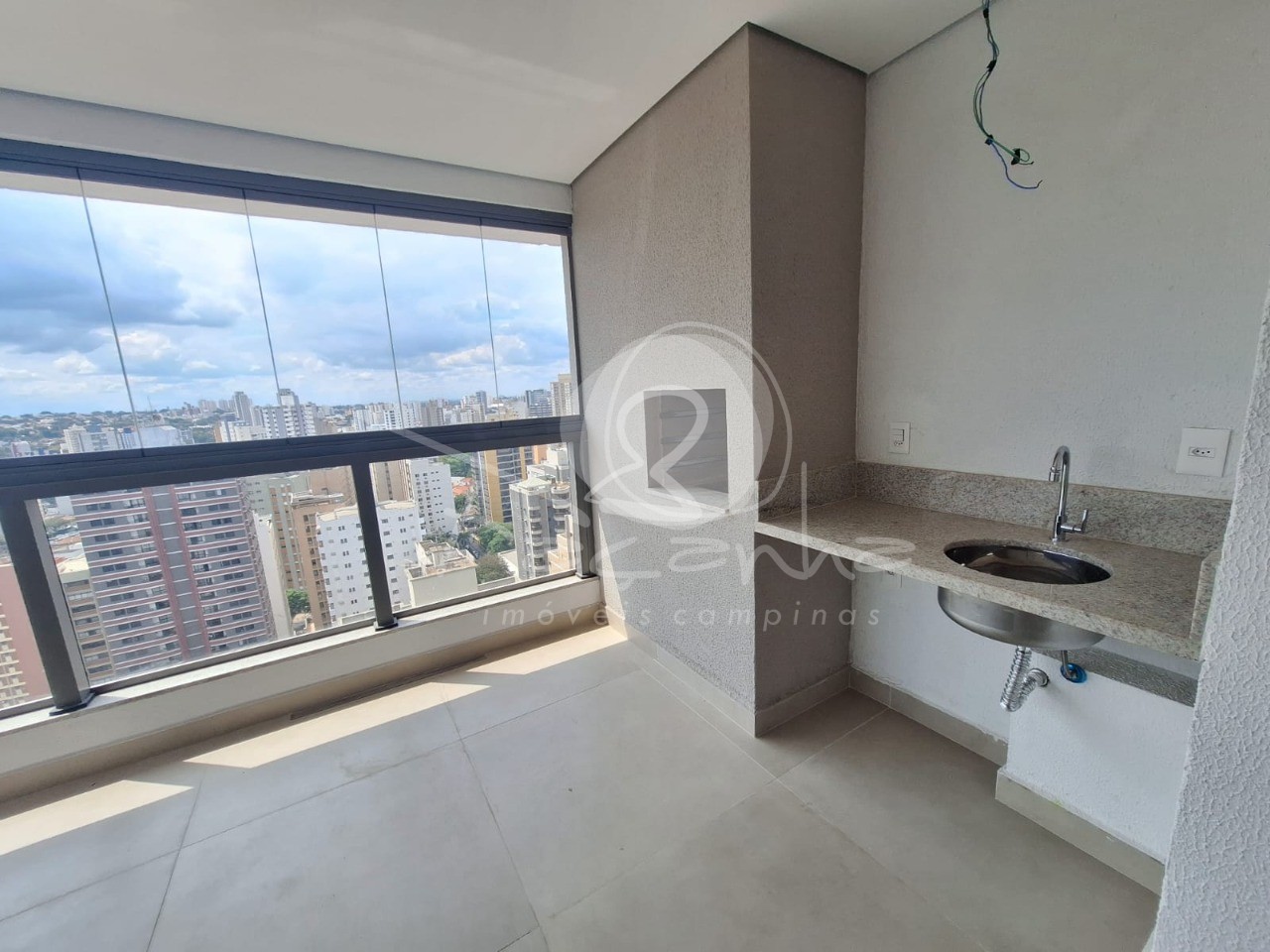 Apartamento à venda com 2 quartos, 111m² - Foto 3