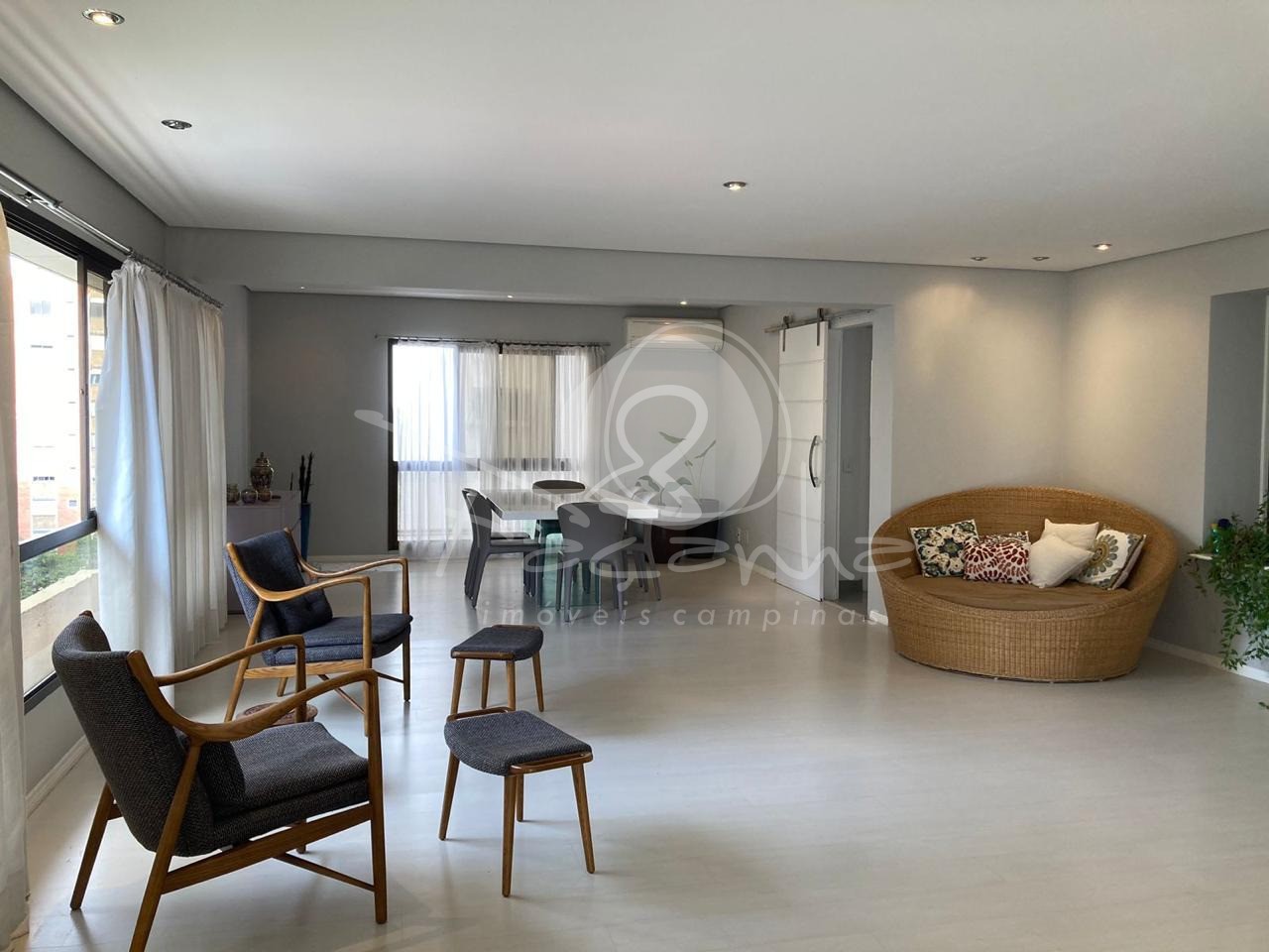 Apartamento à venda com 5 quartos, 222m² - Foto 1