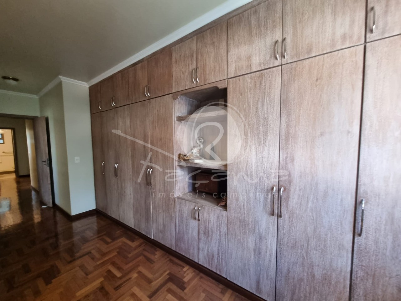 Apartamento à venda com 3 quartos, 134m² - Foto 8