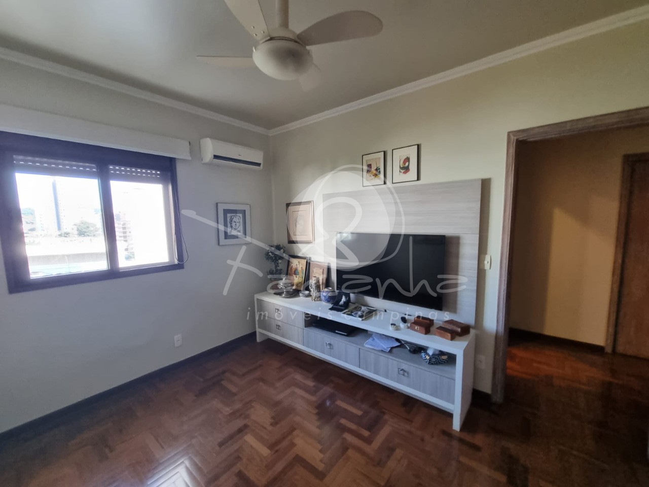 Apartamento à venda com 3 quartos, 134m² - Foto 11