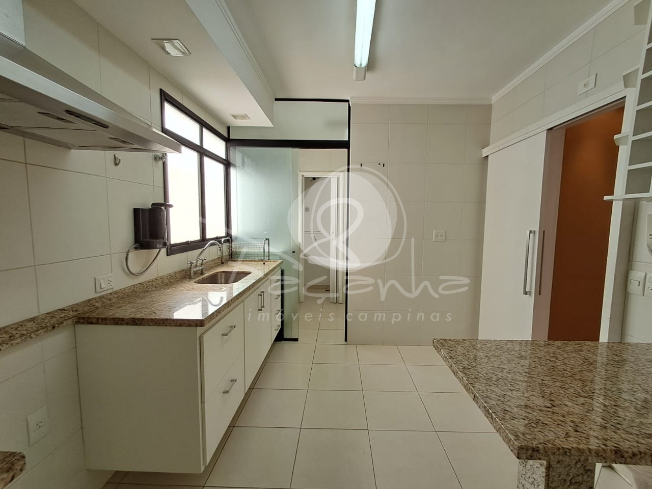 Apartamento à venda com 3 quartos, 85m² - Foto 22