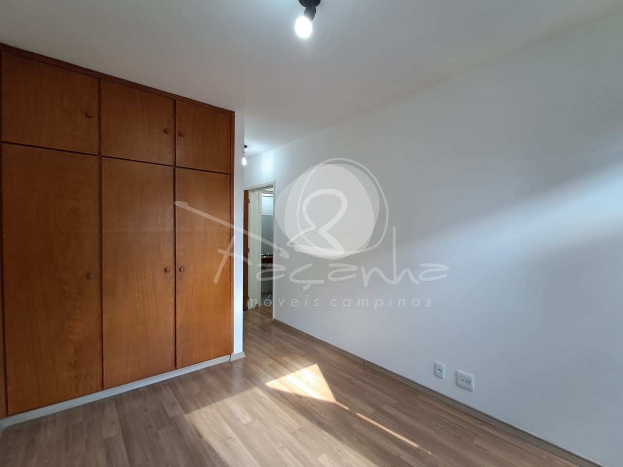 Apartamento à venda com 1 quarto, 65m² - Foto 13