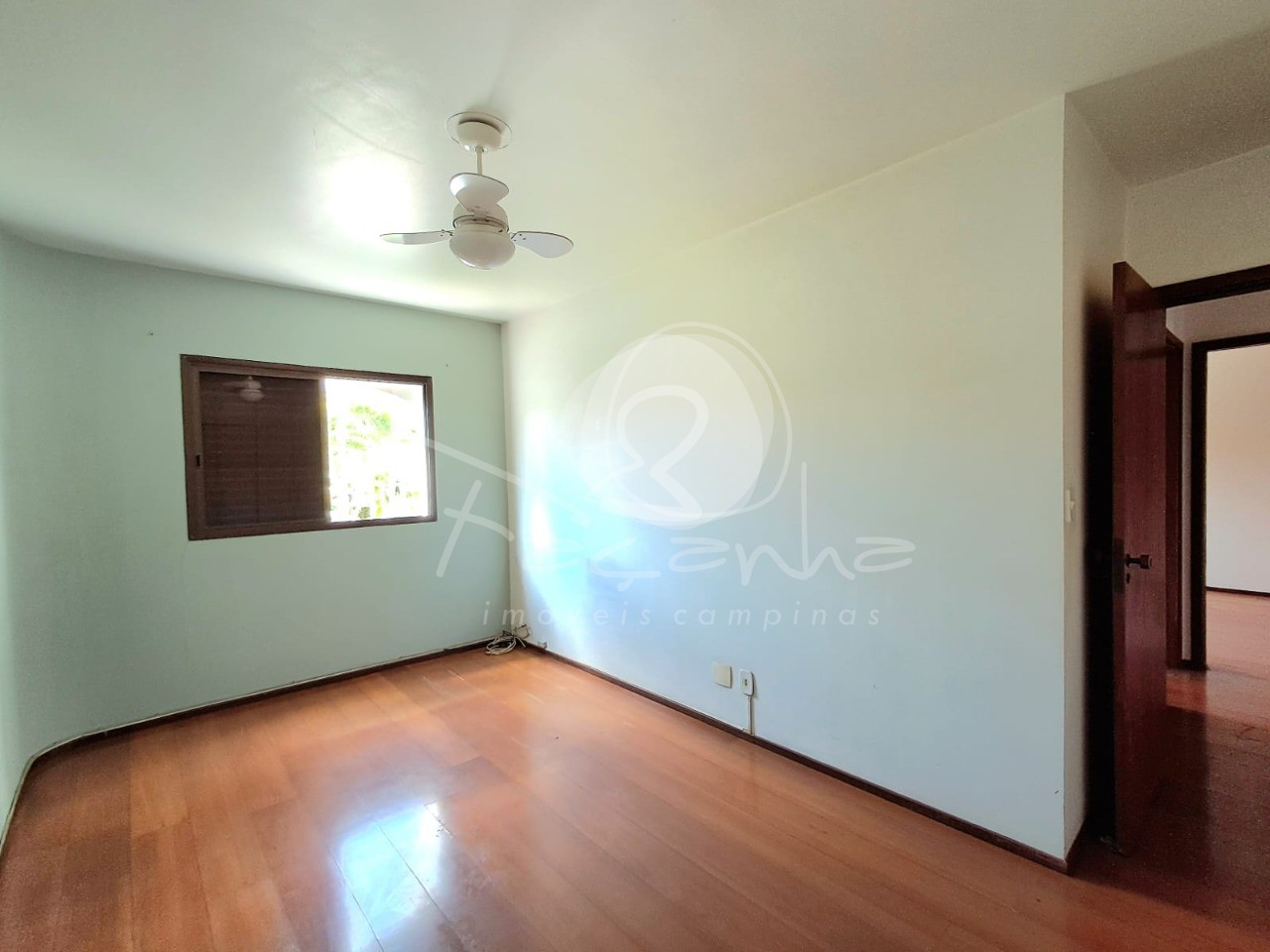 Apartamento à venda com 4 quartos, 184m² - Foto 18