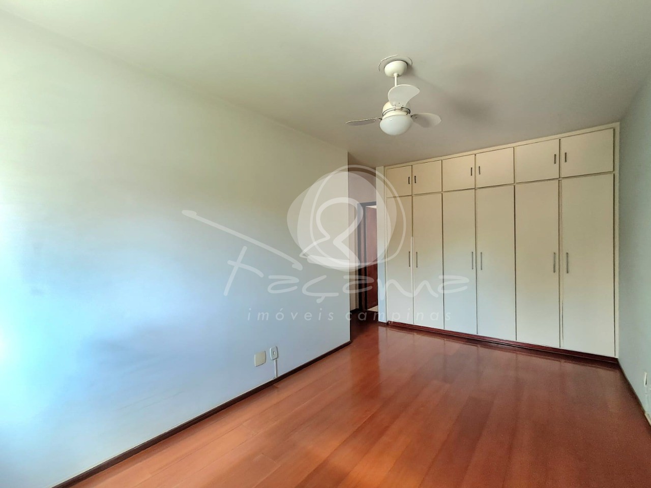 Apartamento à venda com 4 quartos, 184m² - Foto 19