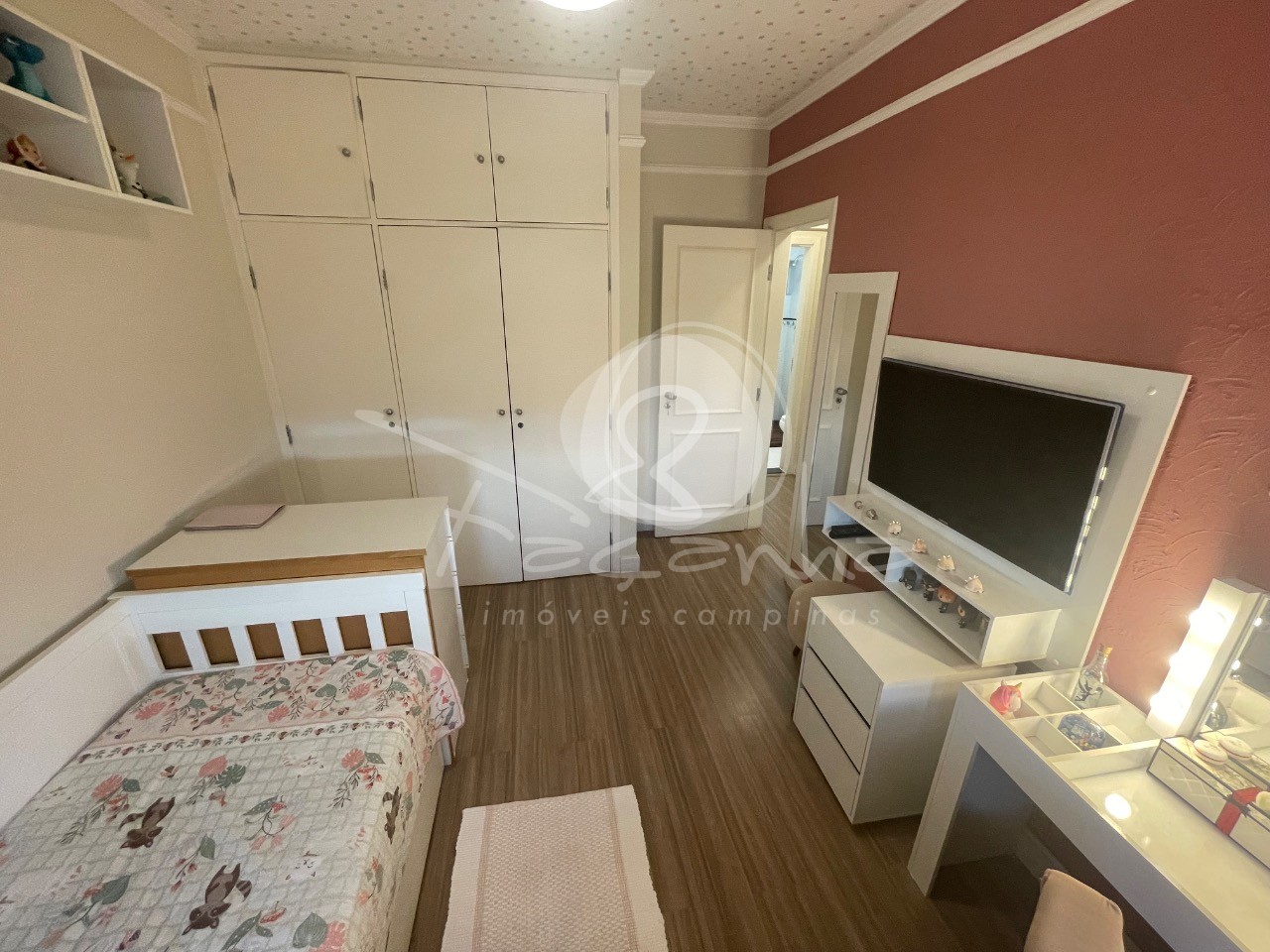 Apartamento à venda com 3 quartos, 94m² - Foto 11