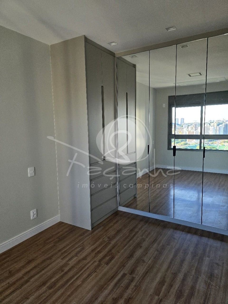 Apartamento à venda com 3 quartos, 125m² - Foto 6