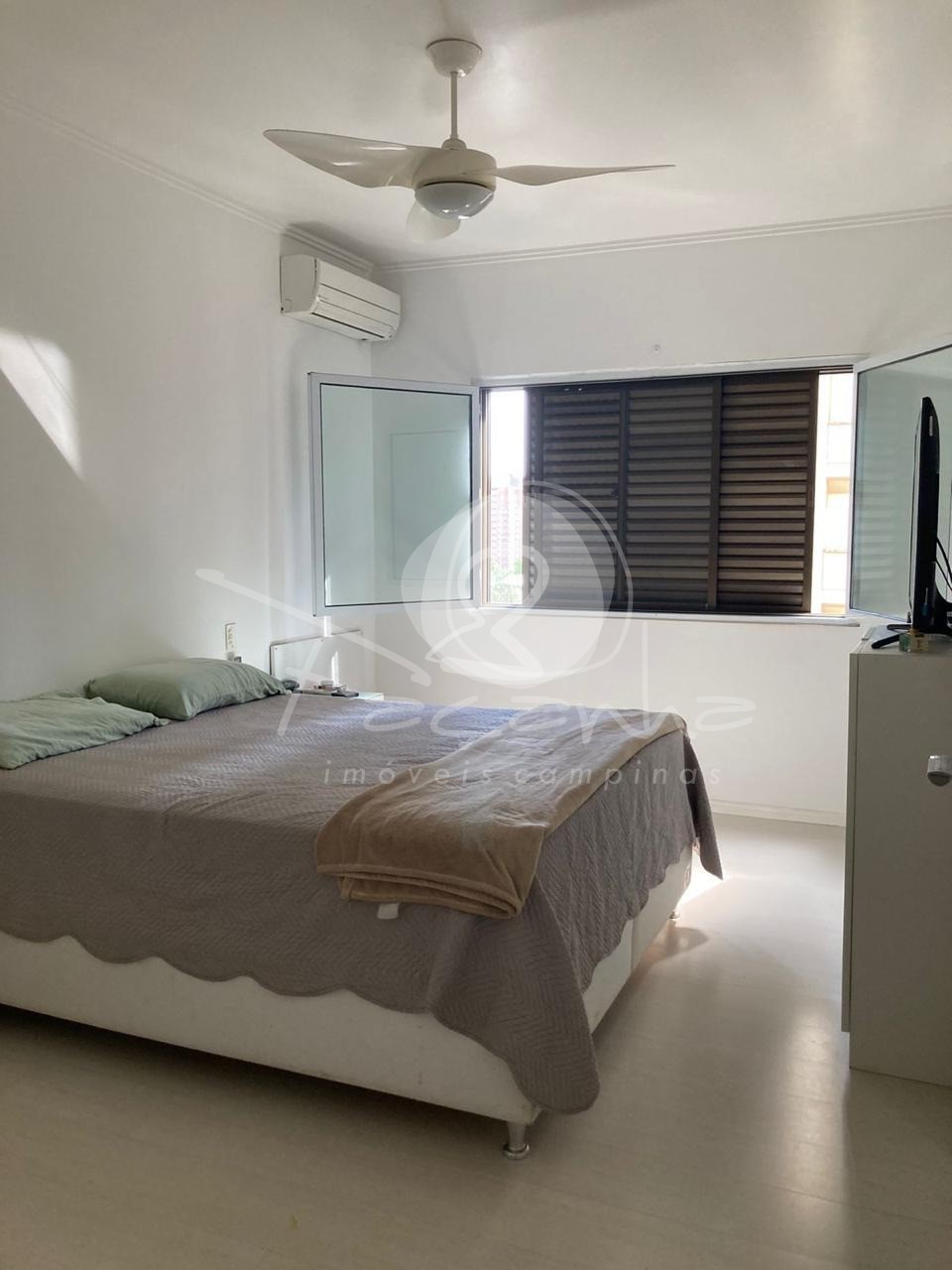 Apartamento à venda com 5 quartos, 222m² - Foto 13