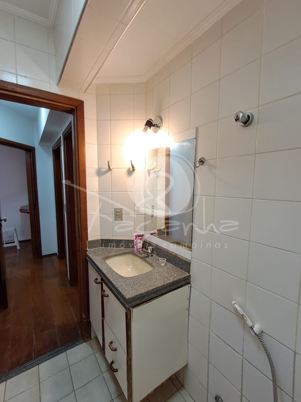 Apartamento para alugar com 2 quartos, 81m² - Foto 11