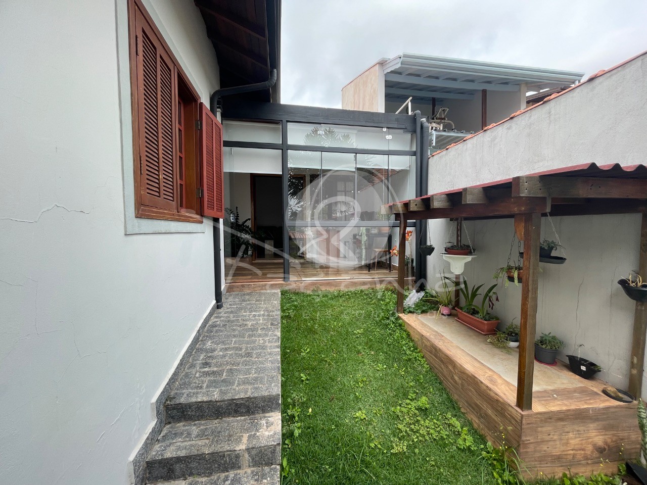 Casa de Condomínio à venda com 3 quartos, 195m² - Foto 32