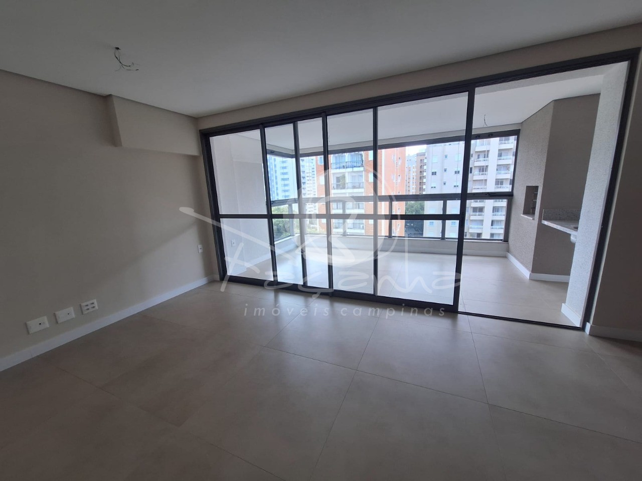 Apartamento à venda com 3 quartos, 111m² - Foto 8