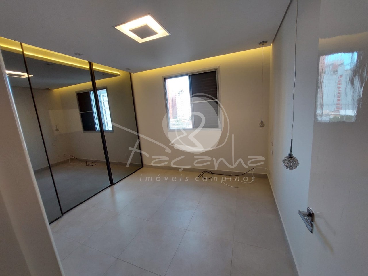 Apartamento à venda com 1 quarto, 45m² - Foto 4